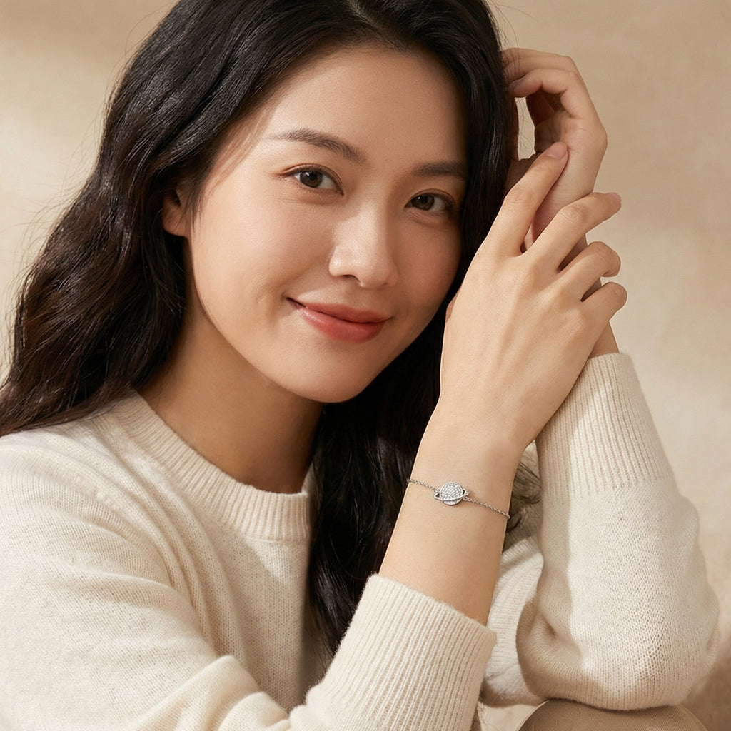 925 Sterling Silver Rhodium Plated Saturn Planet Heart Bracelet